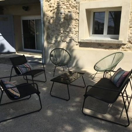 Gite Lumineux Et Confortable Dans Un Mas Provencal Courthézon Eksteriør billede